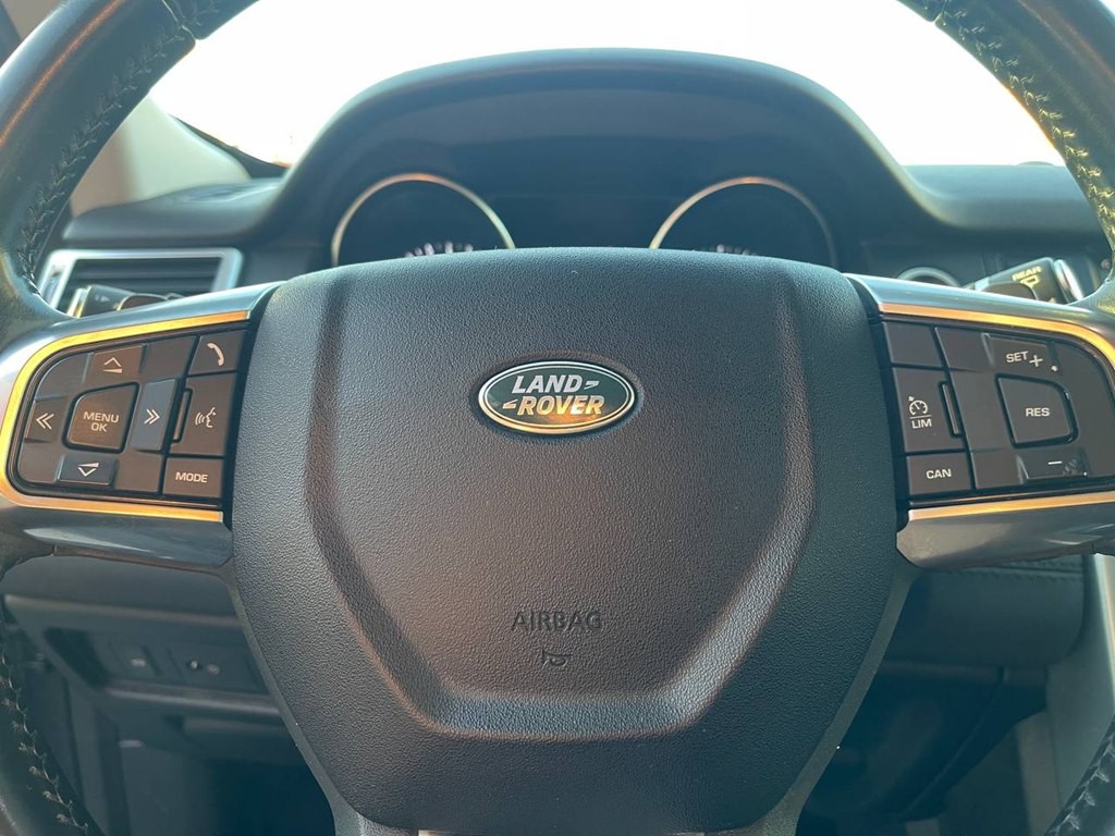 2016 Land Rover Discovery Sport Image 25