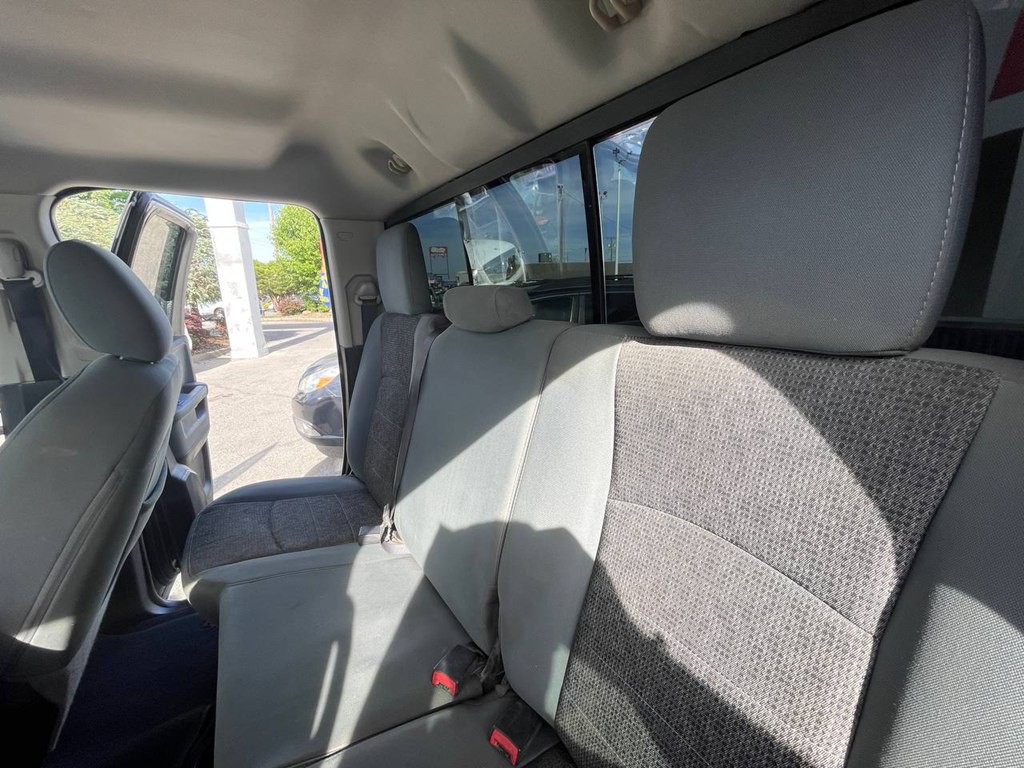 2015 RAM 1500 Image 12