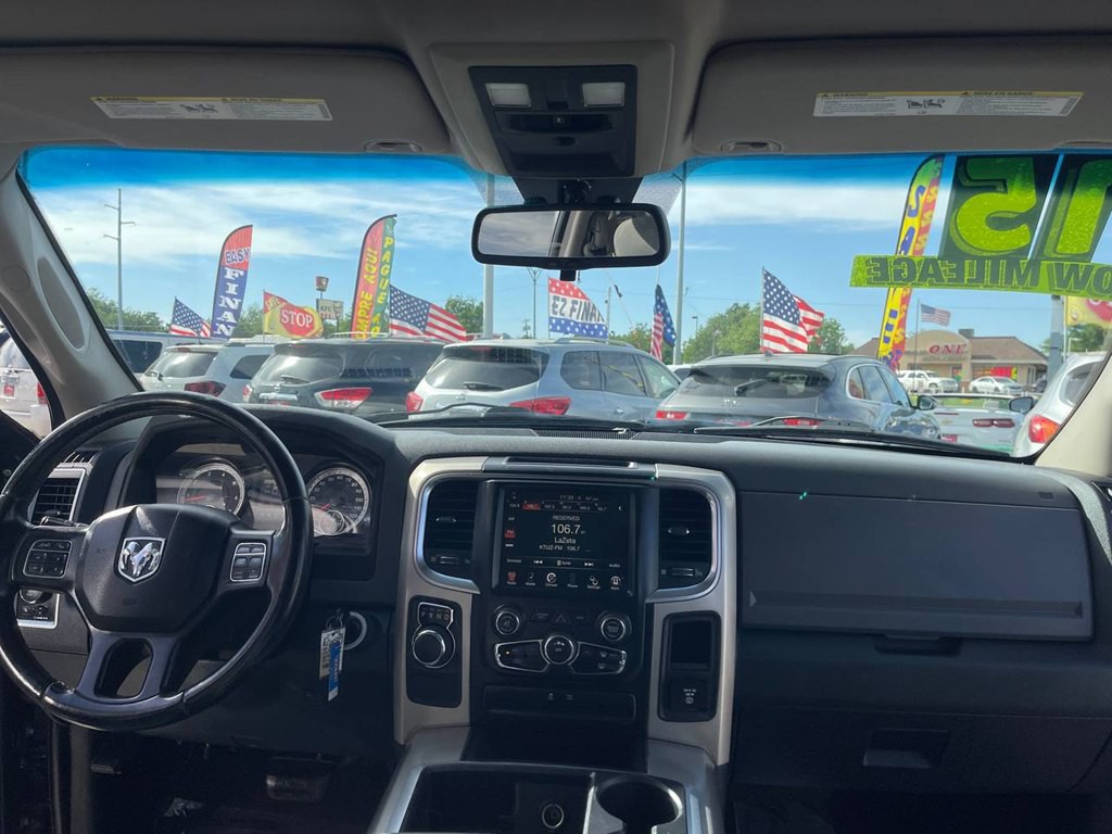 2015 RAM 1500 Image 17