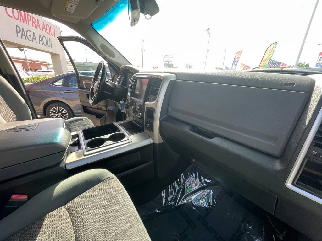 2015 RAM 1500 Image 21