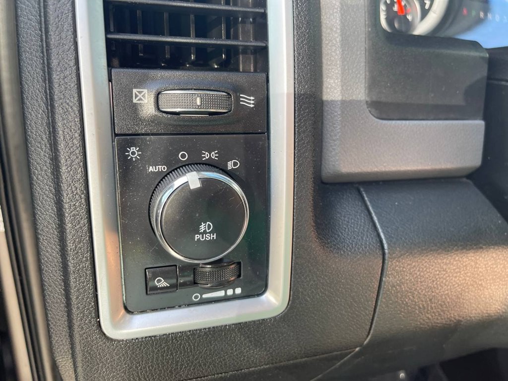 2015 RAM 1500 Image 30
