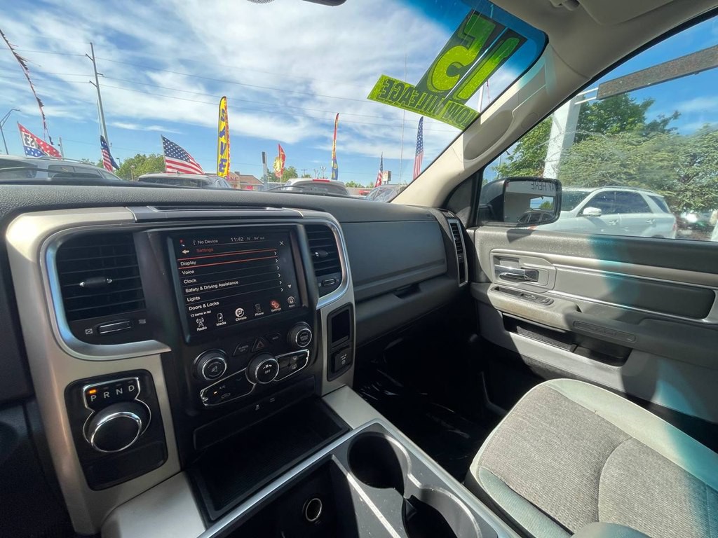 2015 RAM 1500 Image 39