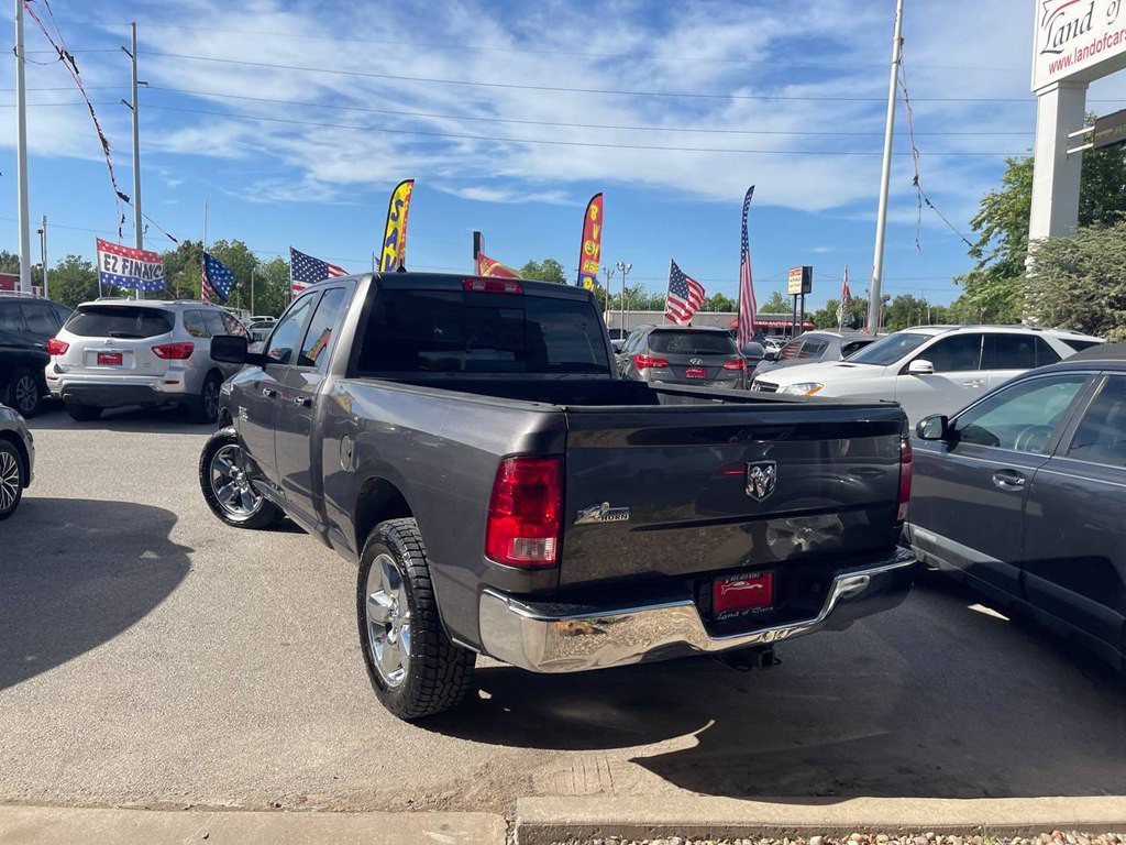 2015 RAM 1500 Image 43