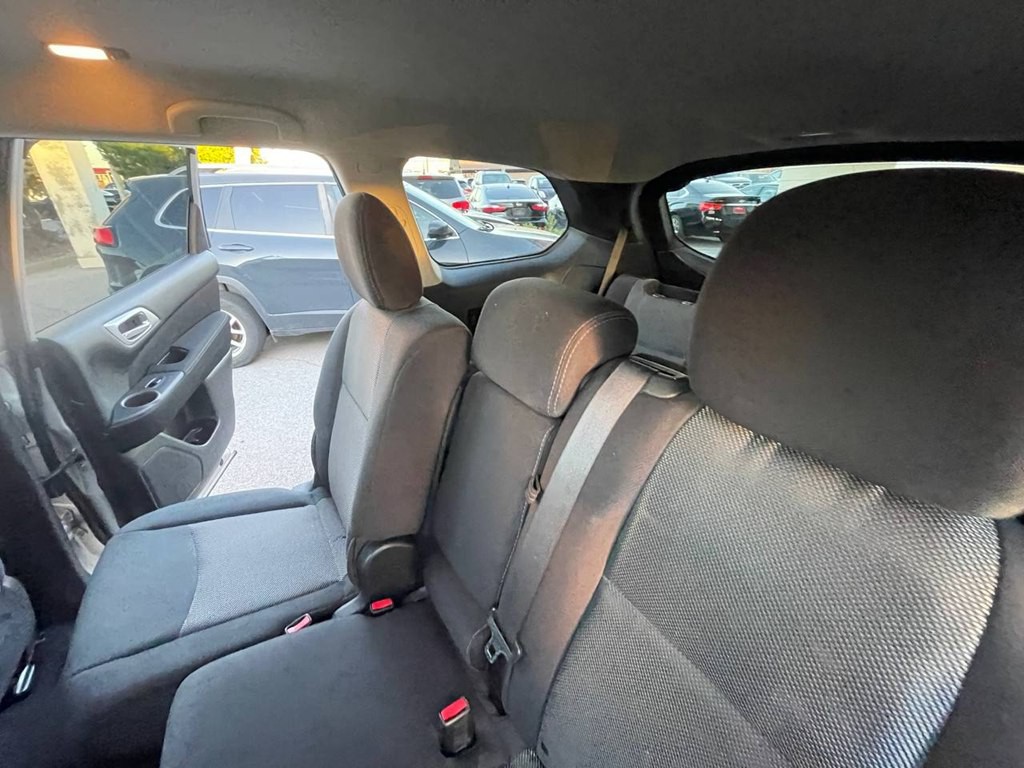 2017 Nissan Pathfinder Image 15