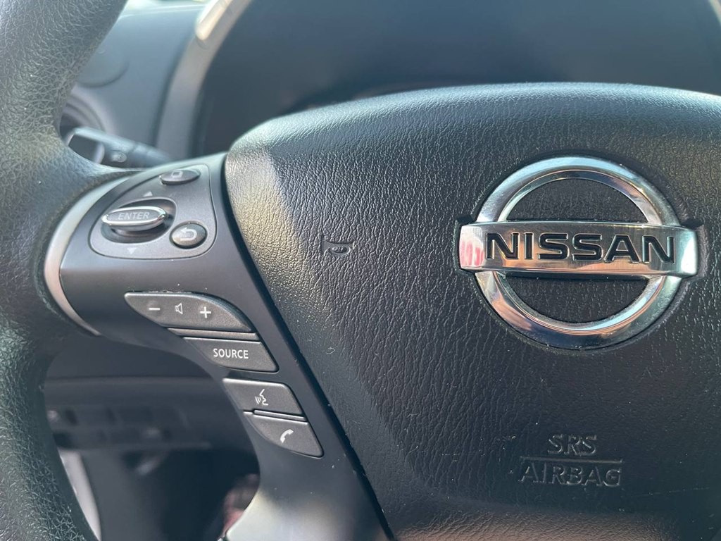 2017 Nissan Pathfinder Image 33