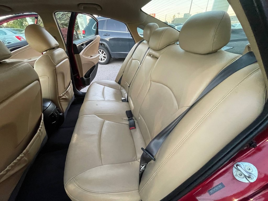 2011 Hyundai Sonata Image 11