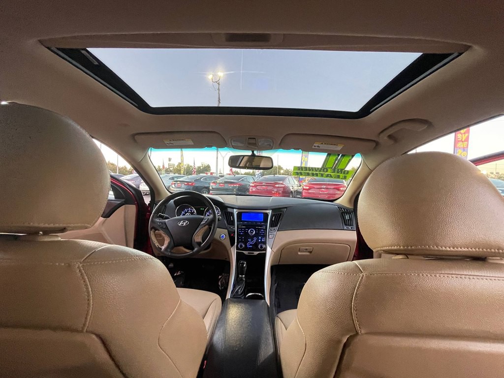 2011 Hyundai Sonata Image 16