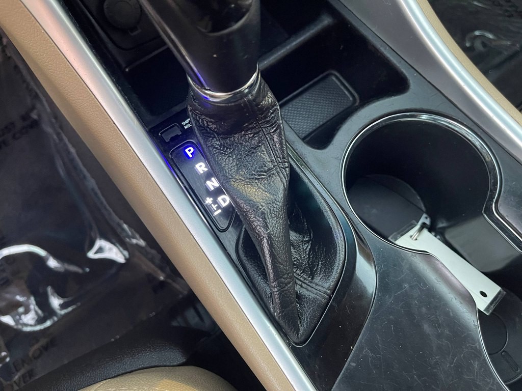 2011 Hyundai Sonata Image 32