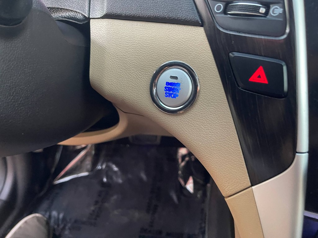 2011 Hyundai Sonata Image 34