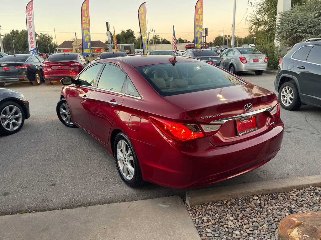 2011 Hyundai Sonata Image 39