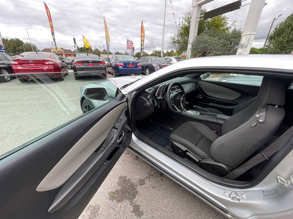 2012 Chevrolet Camaro Image 12