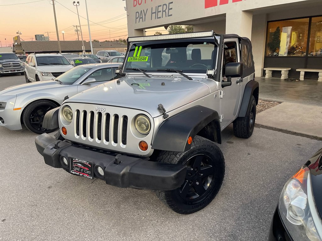 2011 Jeep Wrangler Image 30