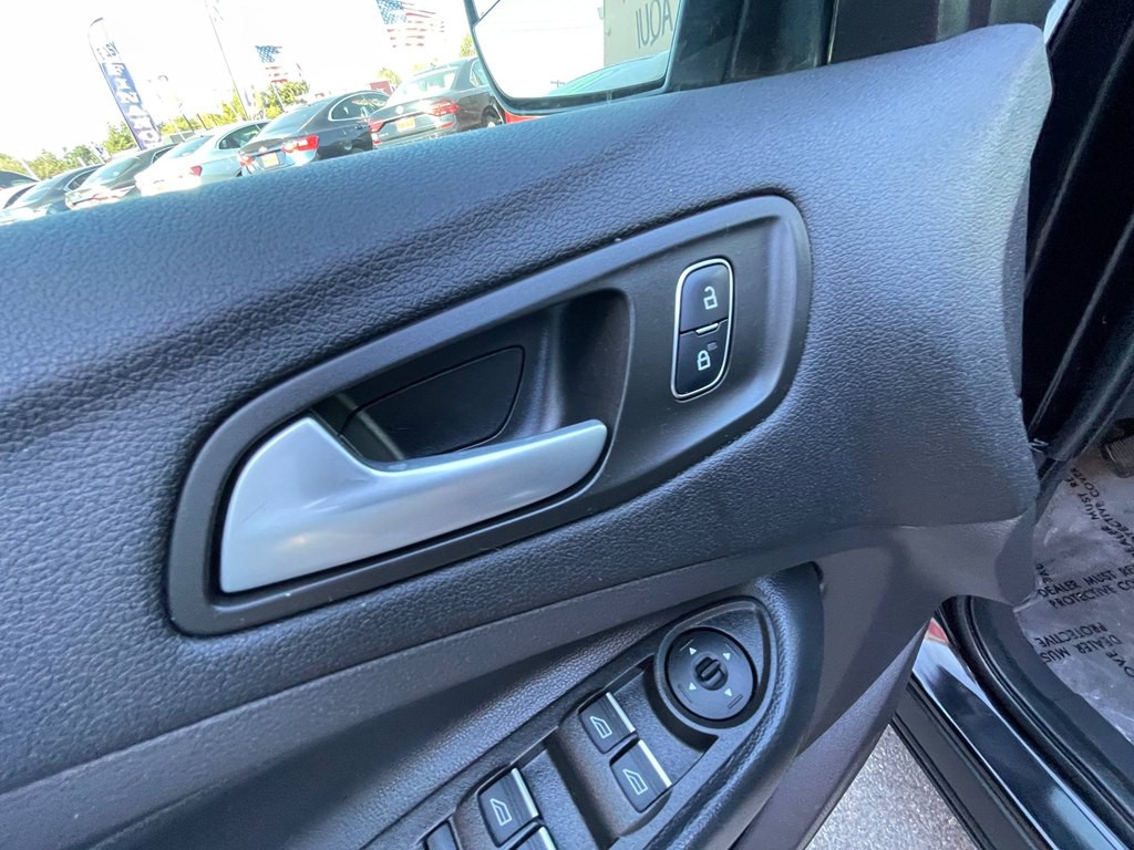 2019 Ford Escape Image 24