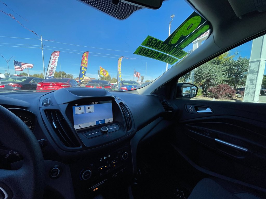 2019 Ford Escape Image 38