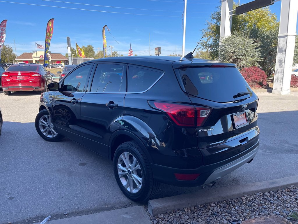 2019 Ford Escape Image 40