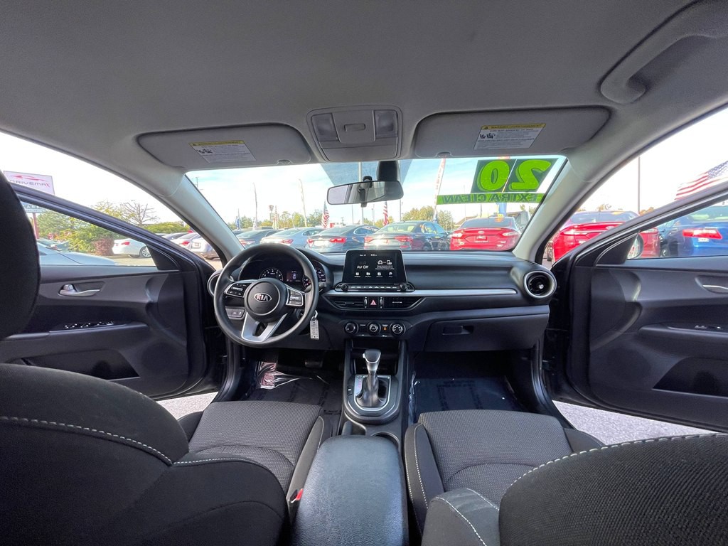 2020 Kia Forte Image 16