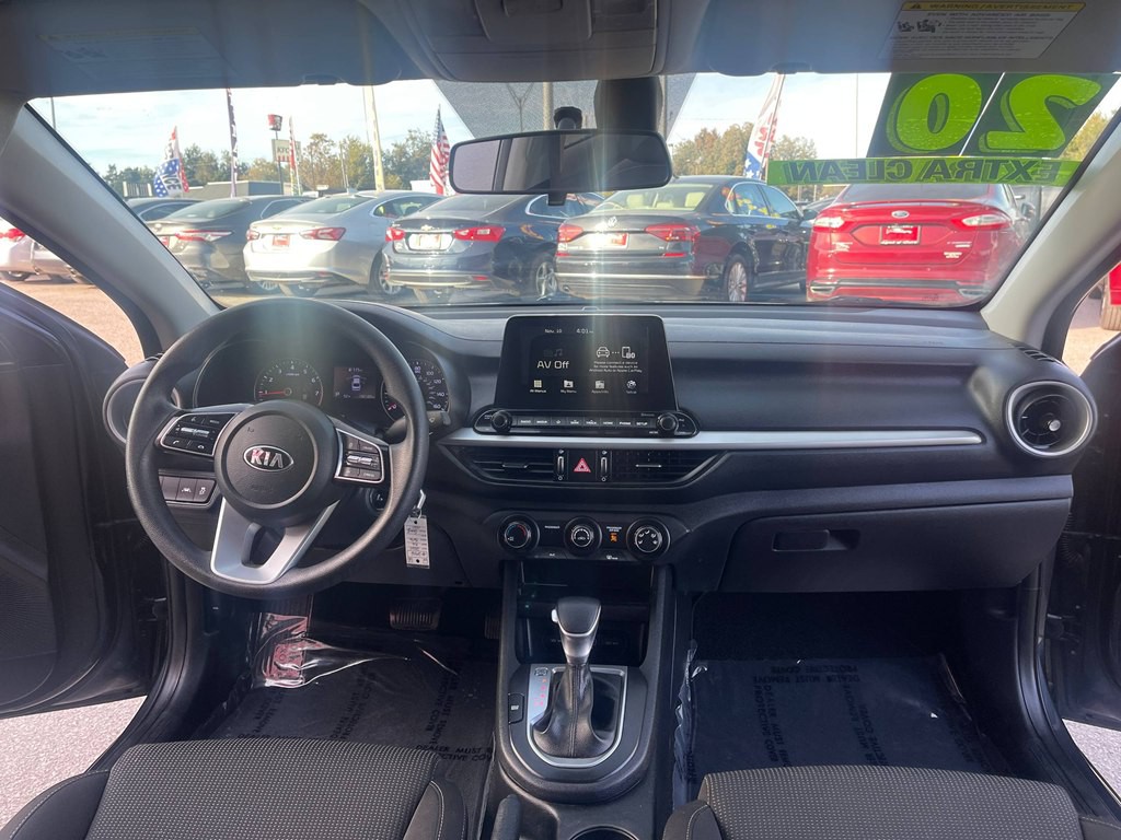 2020 Kia Forte Image 17