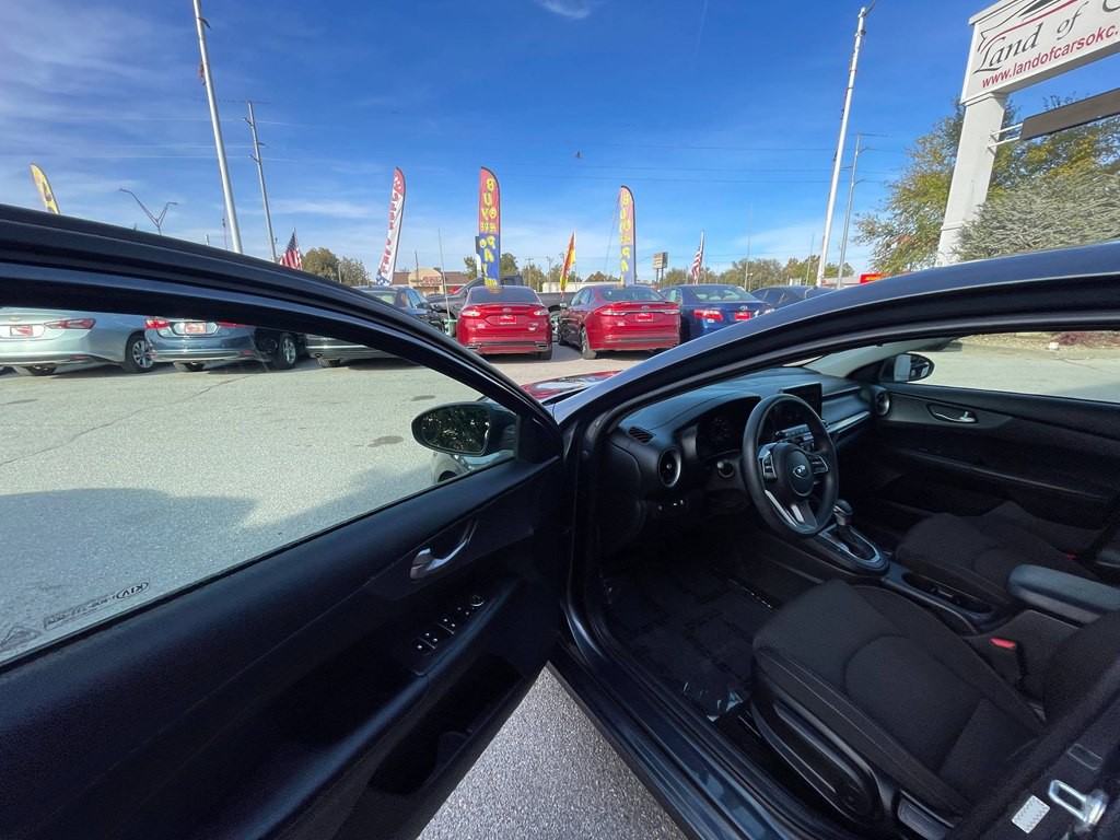 2020 Kia Forte Image 21