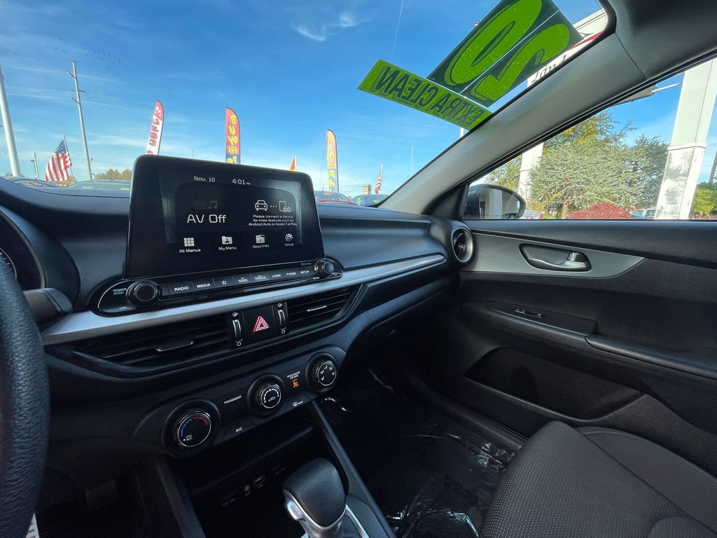 2020 Kia Forte Image 24