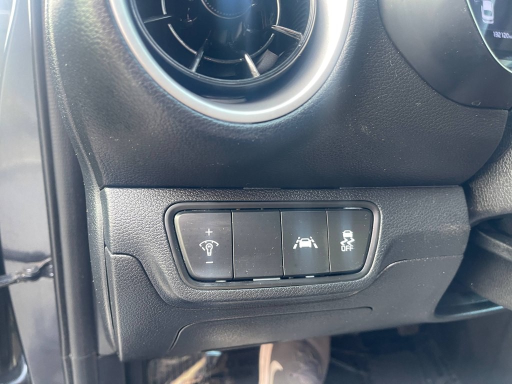 2020 Kia Forte Image 29