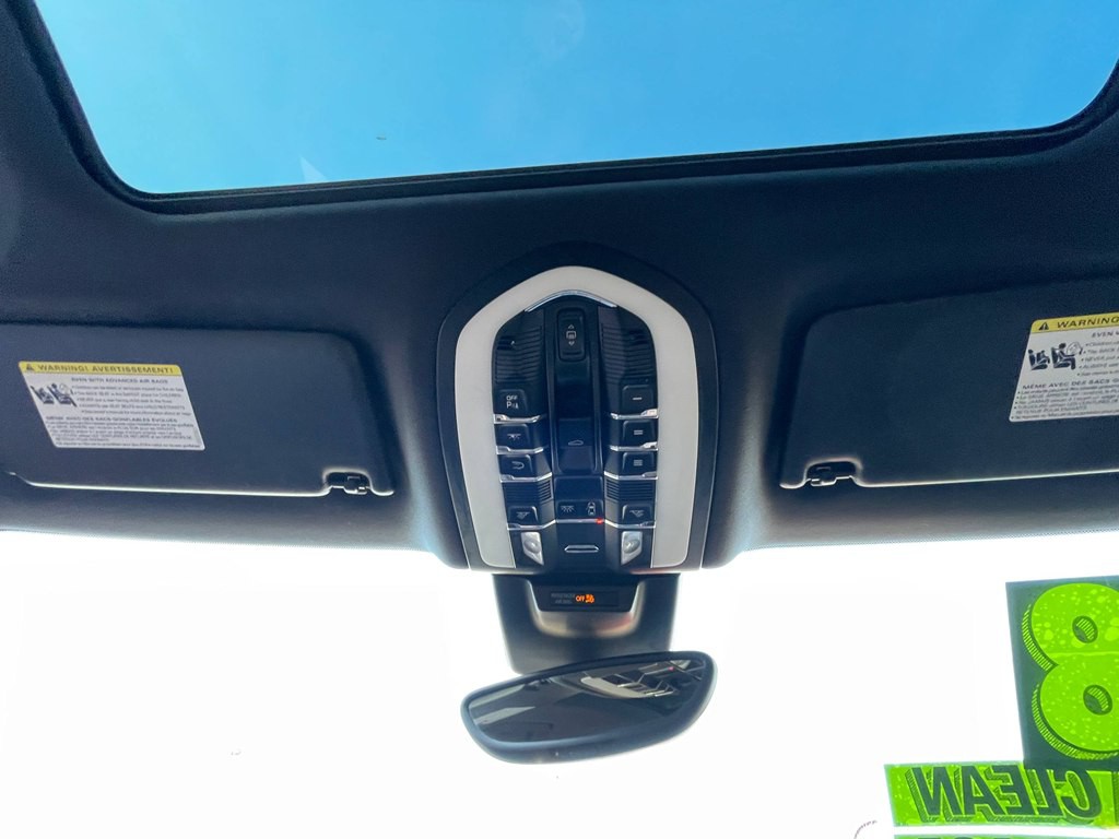 2018 Porsche Macan Image 47