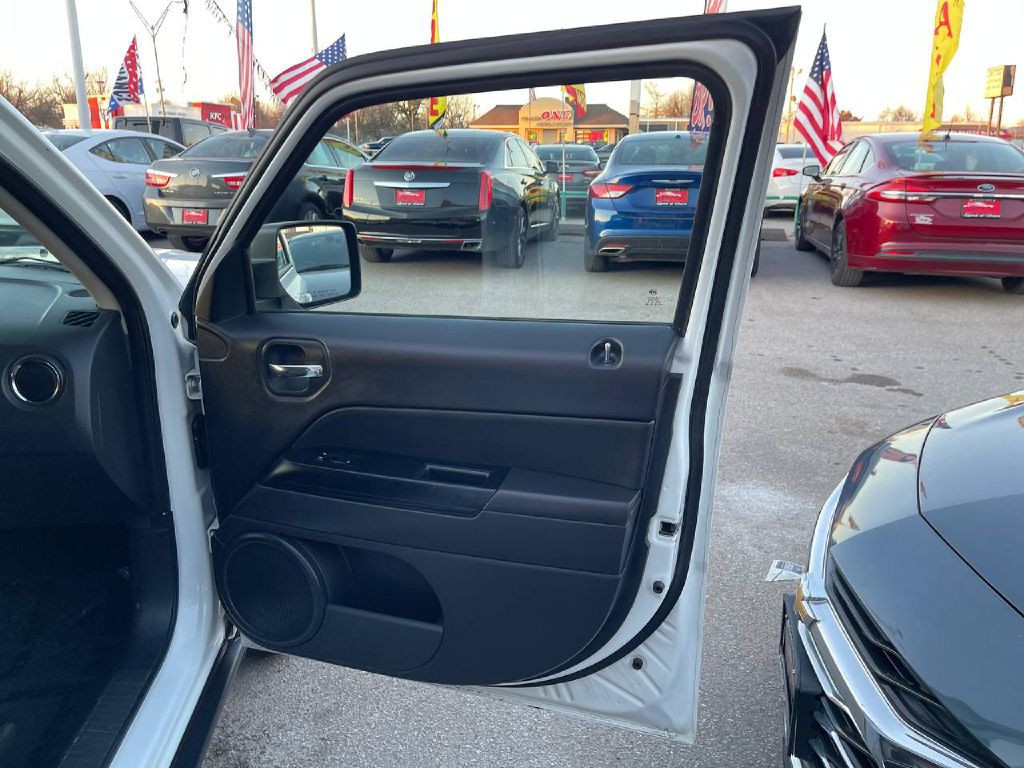 2015 Jeep Patriot Image 6