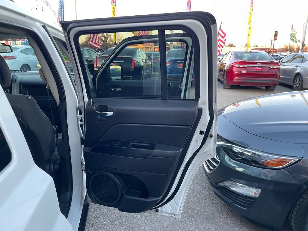 2015 Jeep Patriot Image 7