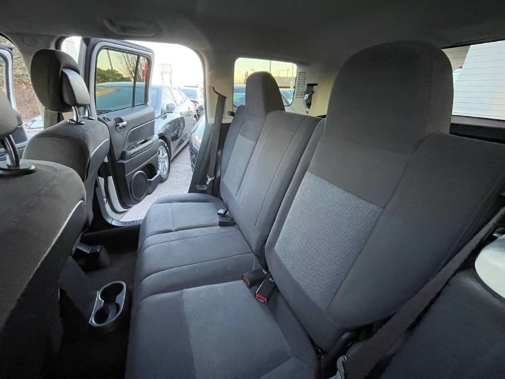 2015 Jeep Patriot Image 12