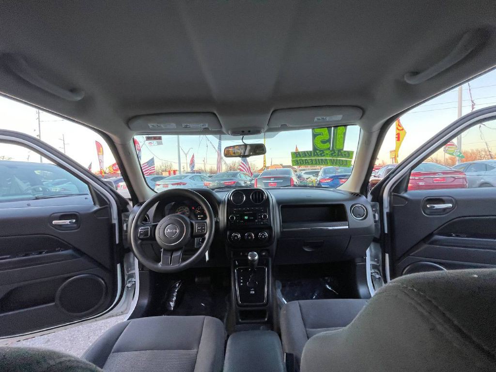 2015 Jeep Patriot Image 16