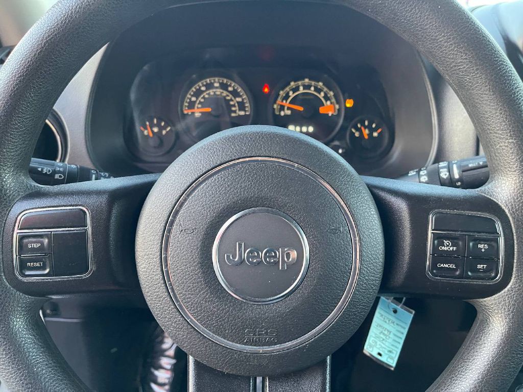 2015 Jeep Patriot Image 25