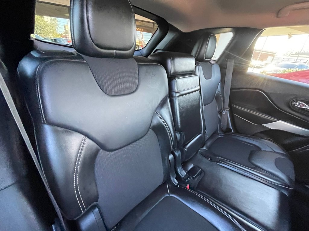 2018 Jeep Cherokee Image 14