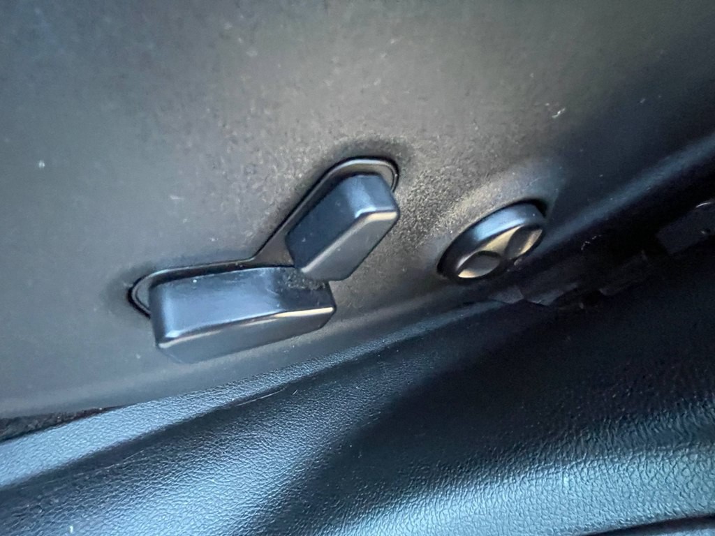 2018 Jeep Cherokee Image 22