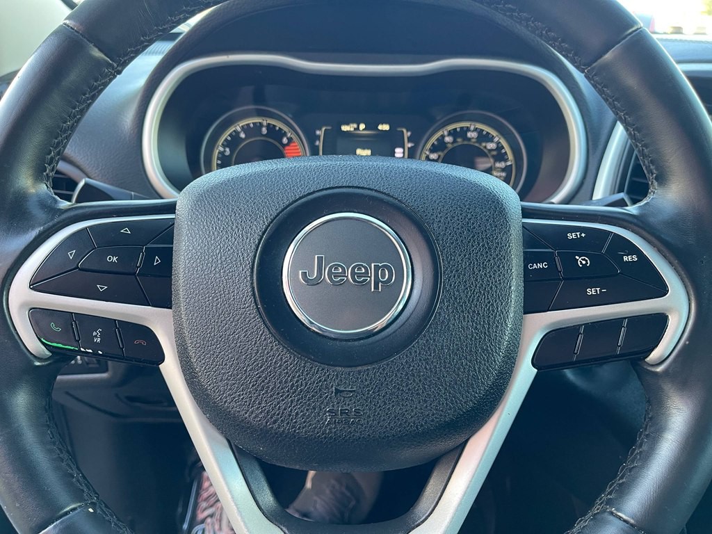 2018 Jeep Cherokee Image 25