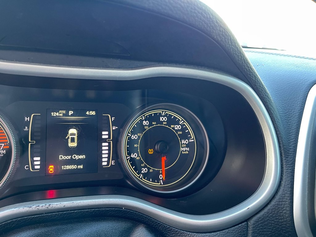 2018 Jeep Cherokee Image 28