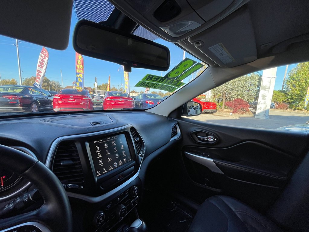 2018 Jeep Cherokee Image 37