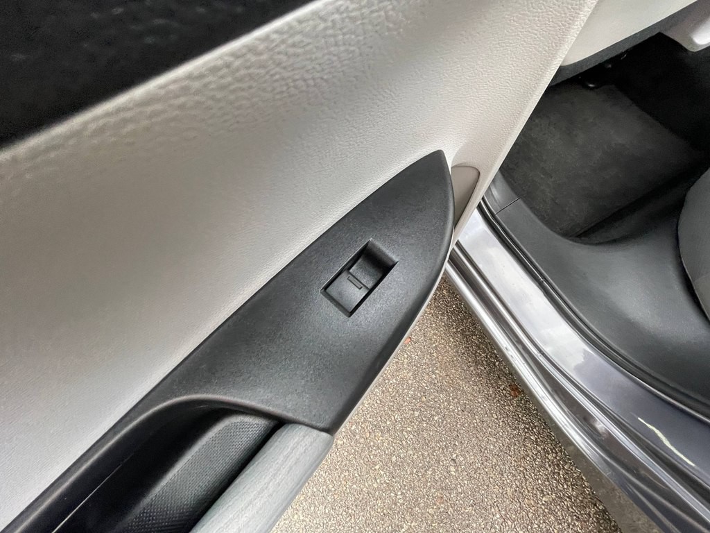 2017 Honda Accord Image 12