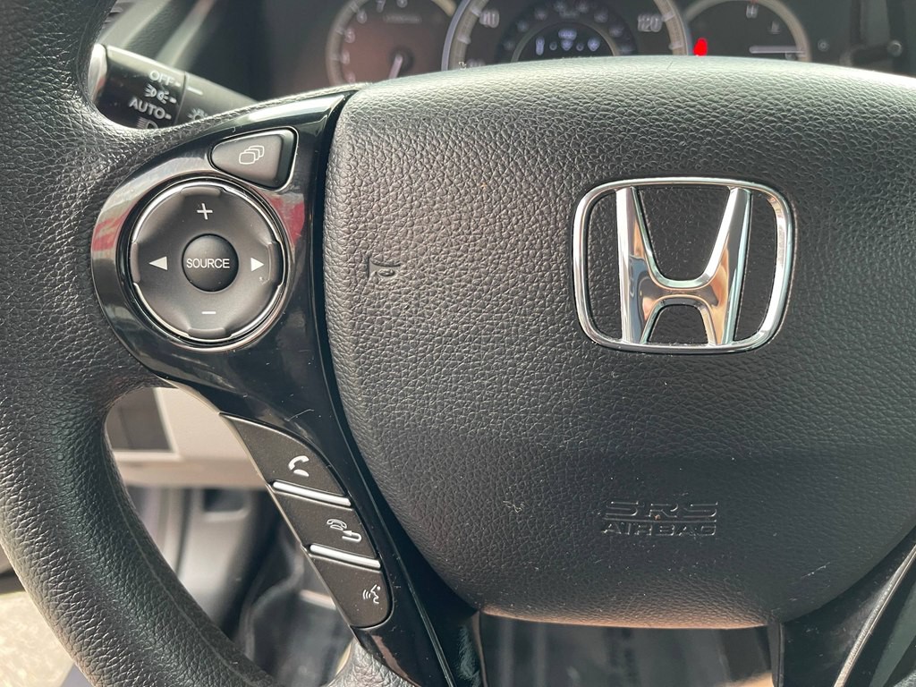 2017 Honda Accord Image 29