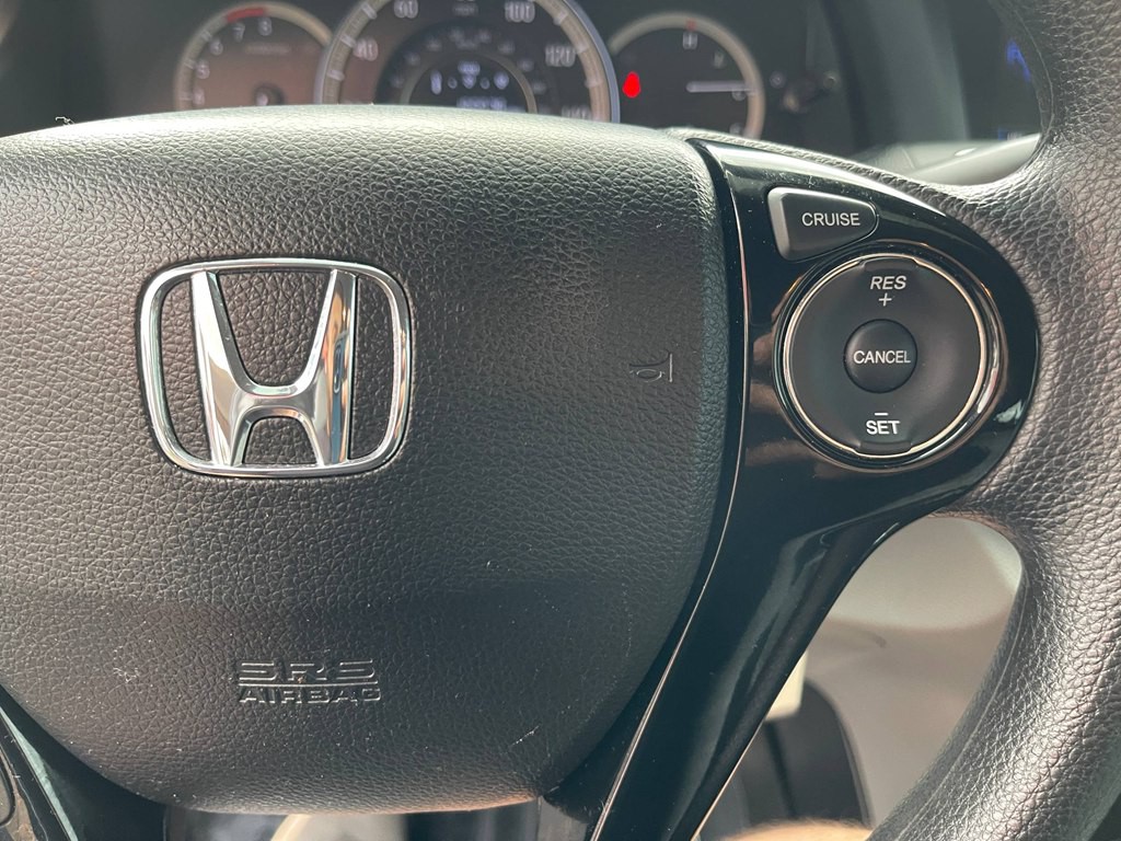 2017 Honda Accord Image 30