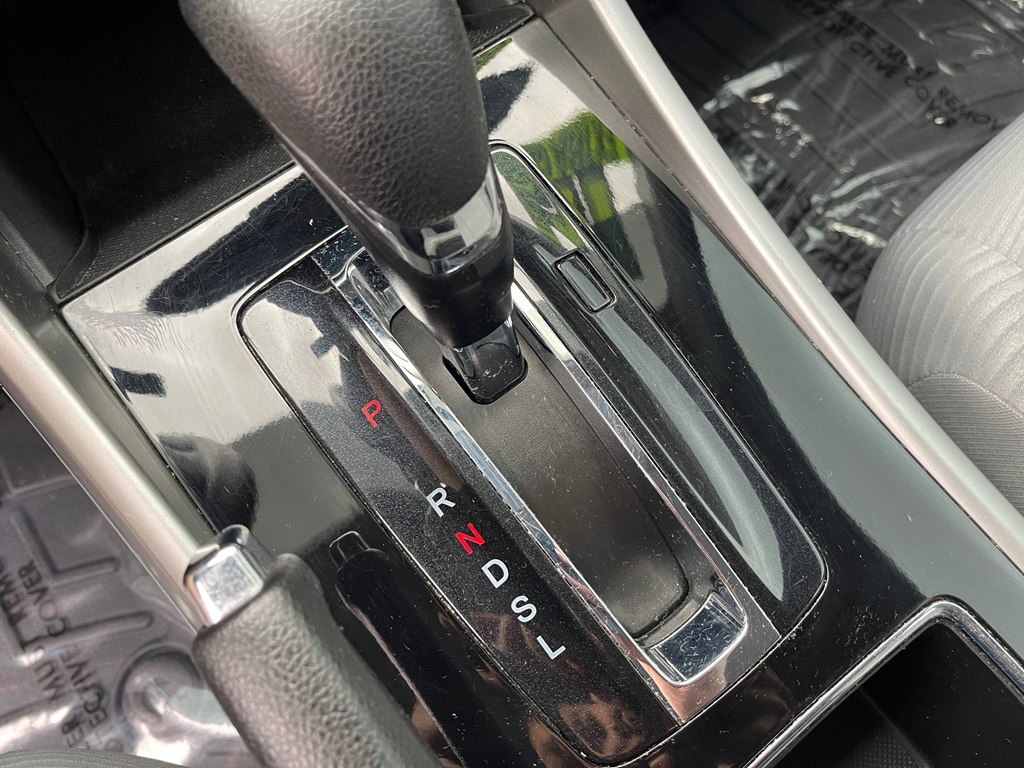 2017 Honda Accord Image 35