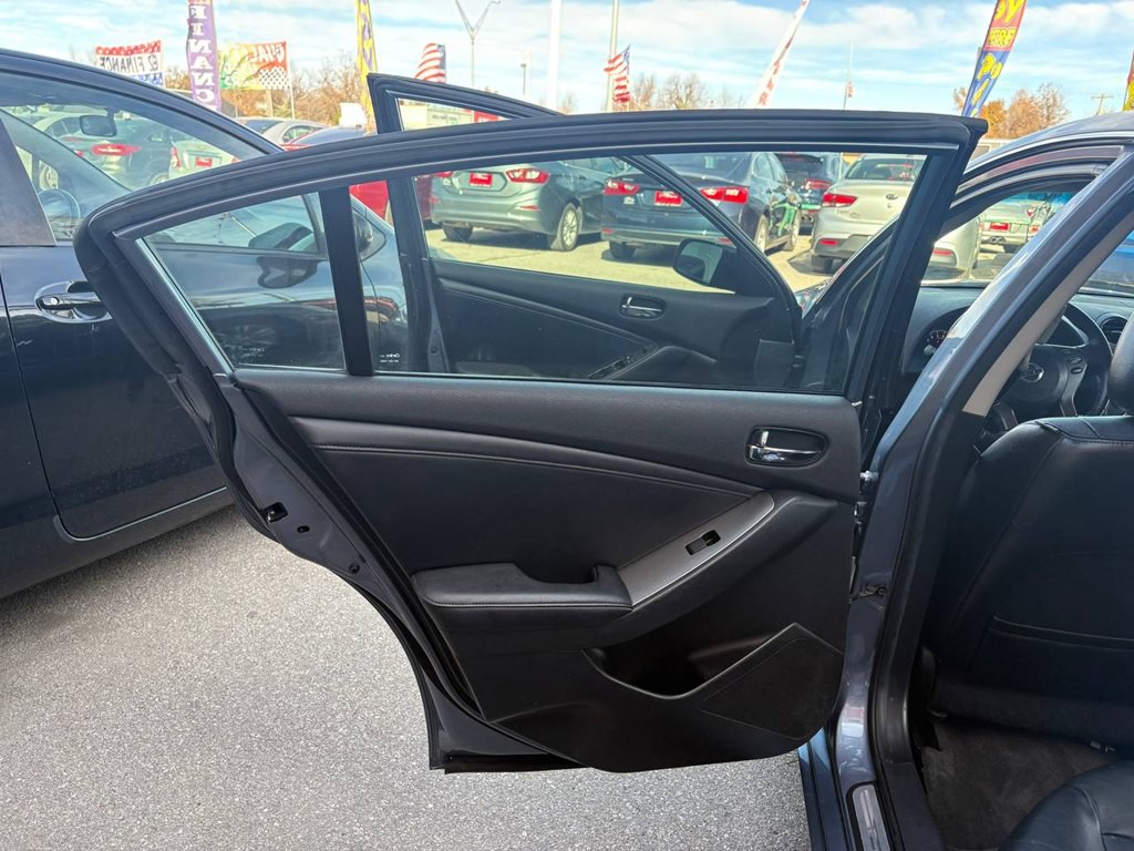 2012 Nissan Altima Image 10