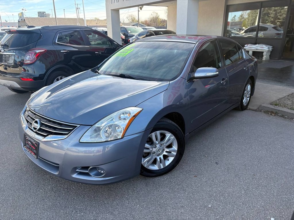 2012 Nissan Altima Image 33