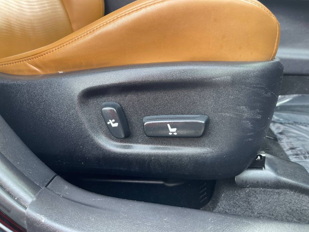 2013 Lexus CT Image 23