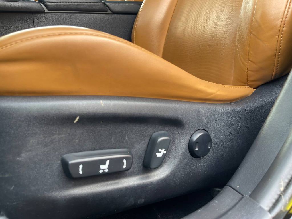 2013 Lexus CT Image 27