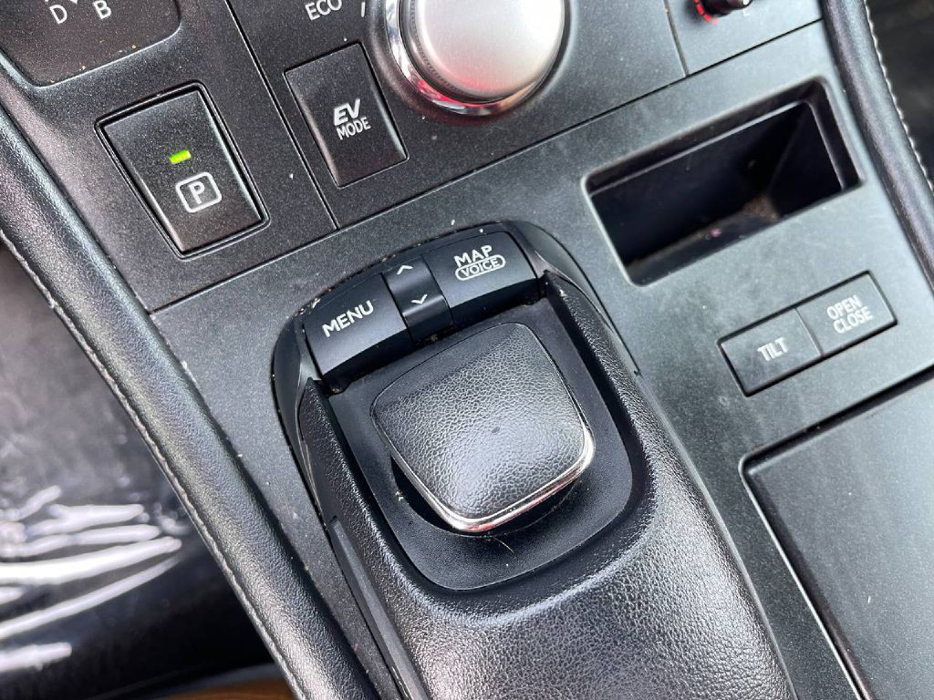 2013 Lexus CT Image 44