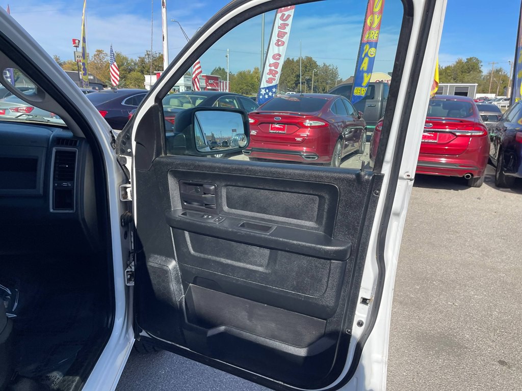 2018 RAM 1500 Image 7