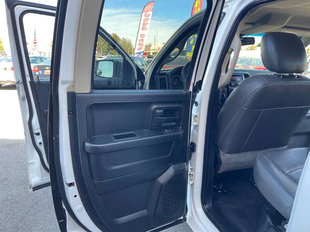 2018 RAM 1500 Image 10