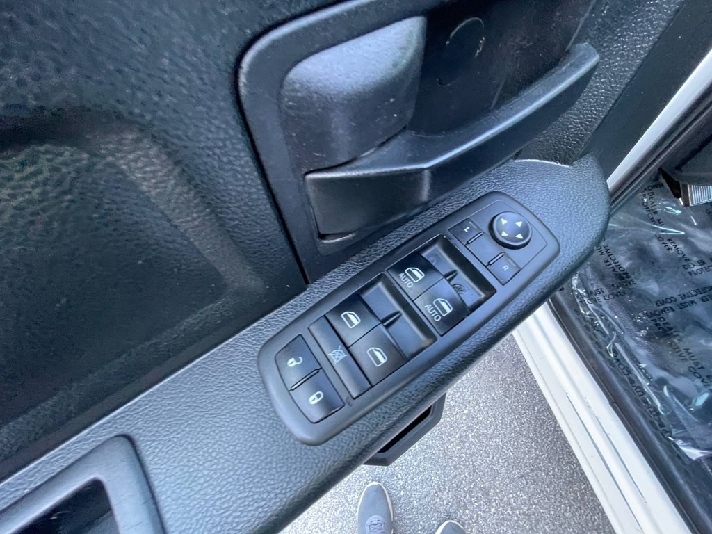 2018 RAM 1500 Image 25