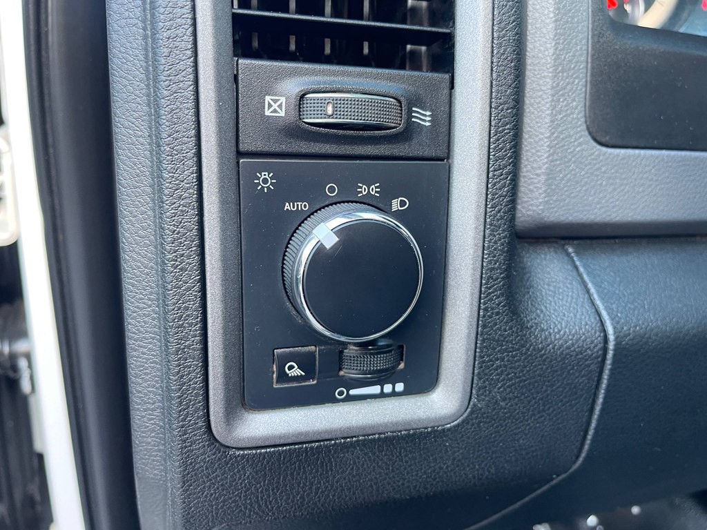 2018 RAM 1500 Image 37