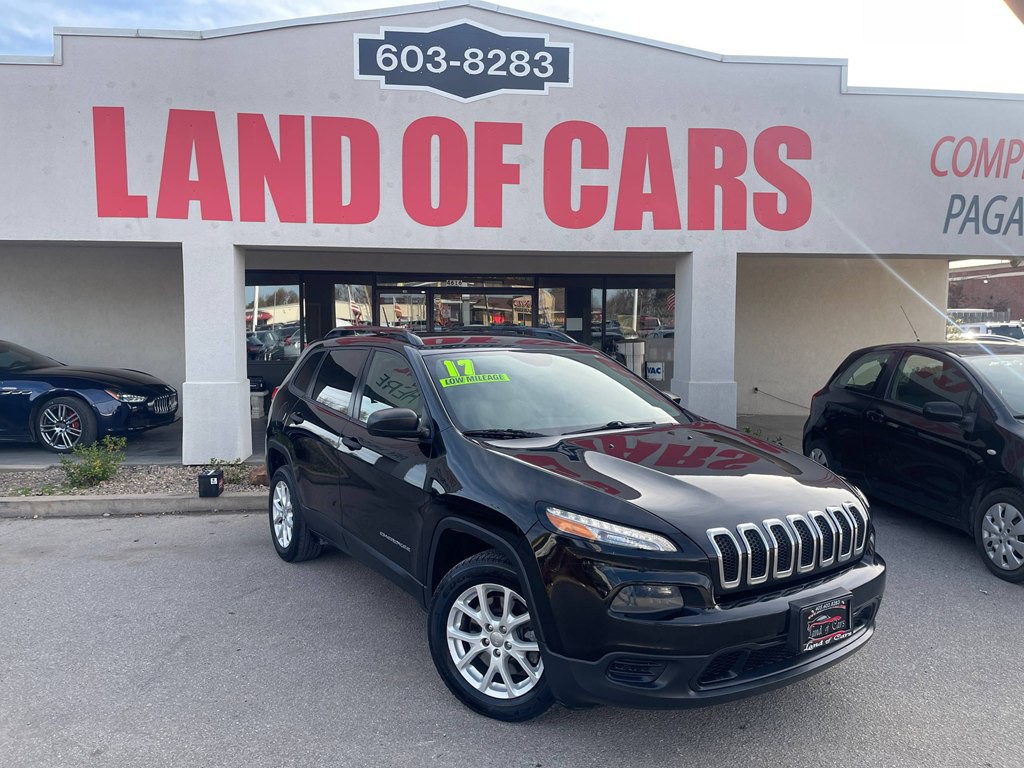 2017 Jeep Cherokee Image 1