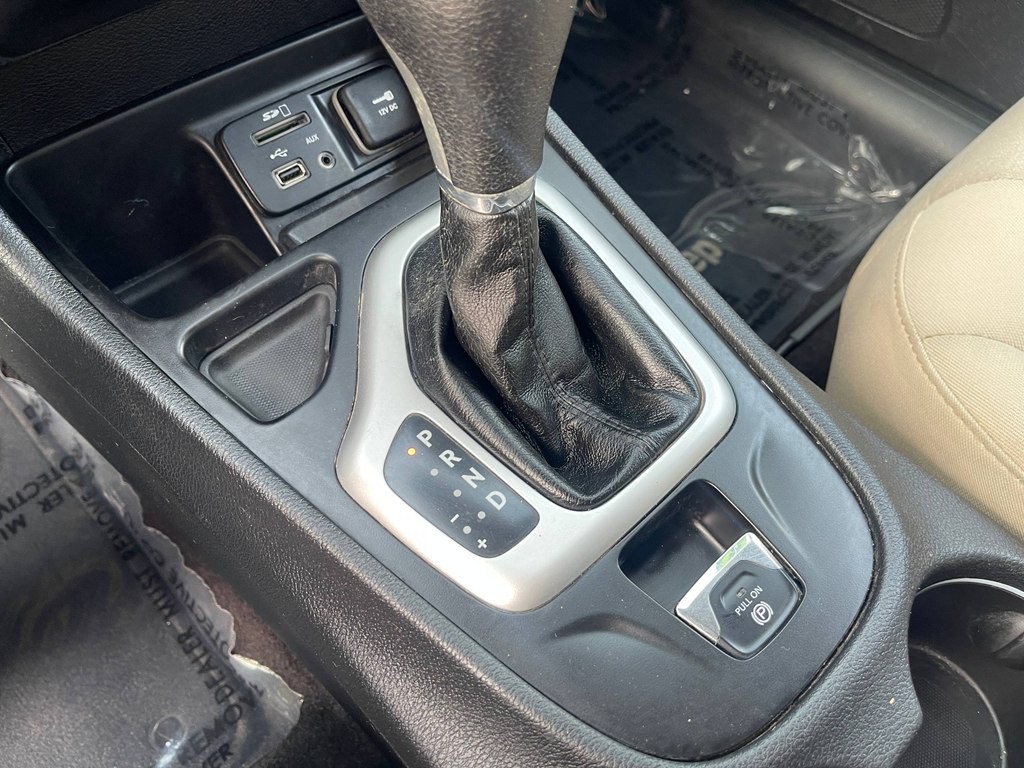 2017 Jeep Cherokee Image 26